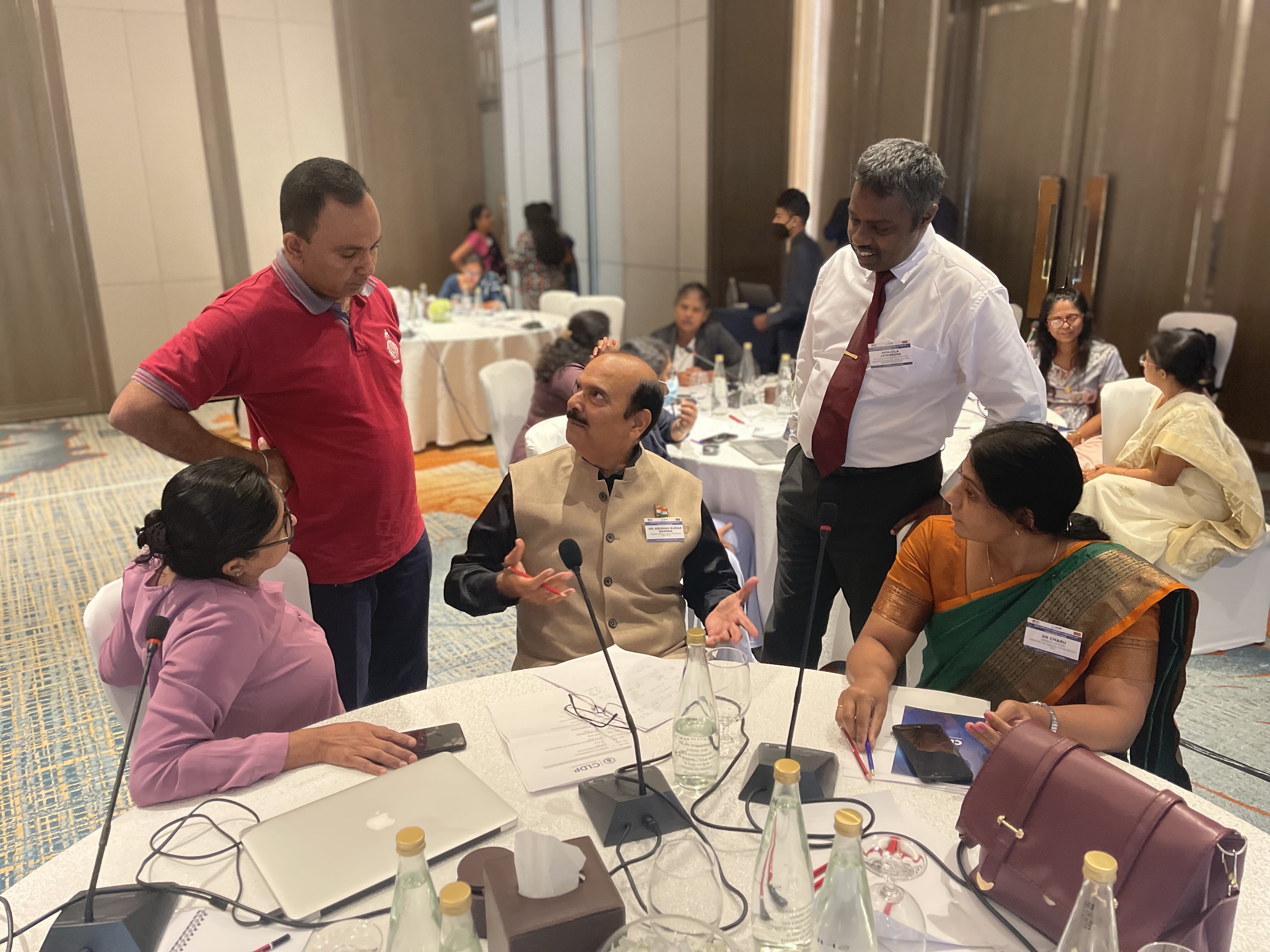 Experts and participants discuss food security risk assessment