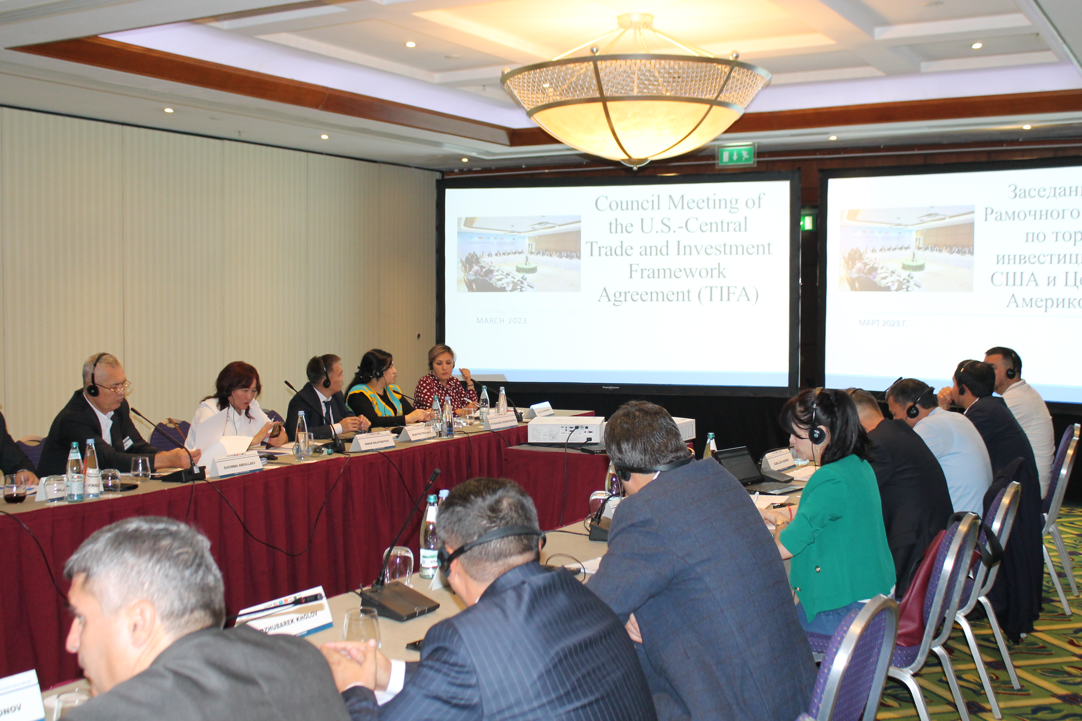 The SPS Working Group listens to a presentation