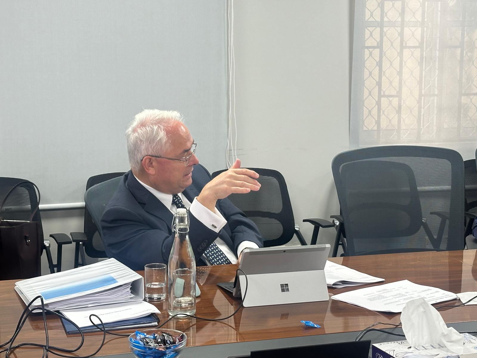 Mark Moseley, expert, presenting on Standard Form Contracts.